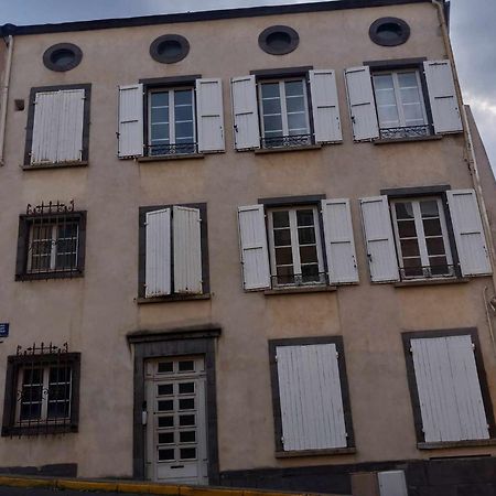 Ferienwohnung Vintage ,La Capsule Temporelle Wifi Draps Parking Publique Gratuit Thiers Exterior foto